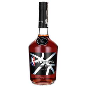 COGNAC HENNESSY VS 40% 0,7L EOY NBA