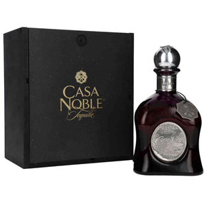 TEQUILA CASA NOBLE ANEJO 40% 0,7L +2 SZKLANKI