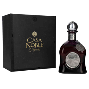 TEQUILA CASA NOBLE ANEJO 40% 0,7L +2 SZKLANKI